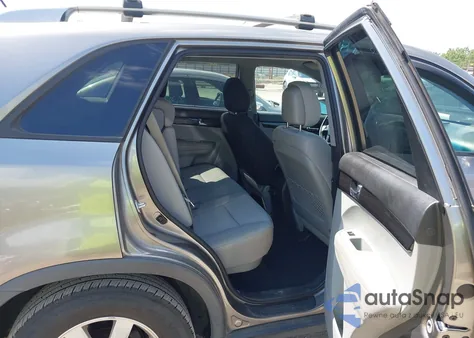 2012 Kia Sorento Lx V6 из США, поврежденный, VIN 5XYKT4A29CG242226